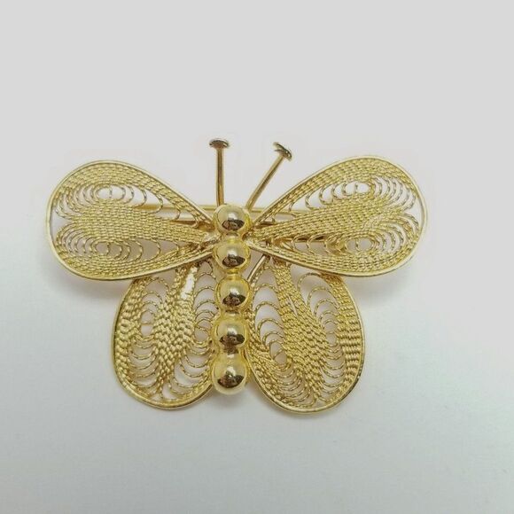 Vintage Gold Tone Butterfly Brooch, Filigree Wire Design, Lightweight Estate - Picture 6 of 6